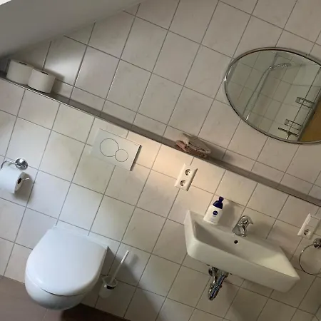 Wein- Und Sektgut Markus Hensler 3*